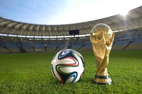 mk官网入口-中超悬念所剩不多，多支球队安全保级，大连英博赢得尊重，大连英超卫生用品有限公司