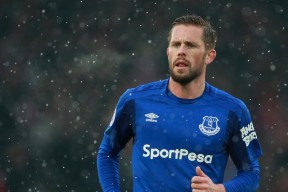 体育mk-中超三队亚冠全败，东亚区排名垫底引发关注，中超联赛亚冠